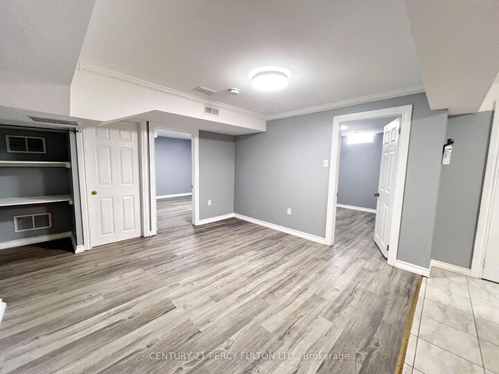 Property Photo:  98 Elson Street Bsmt  ON L3S 2E4 