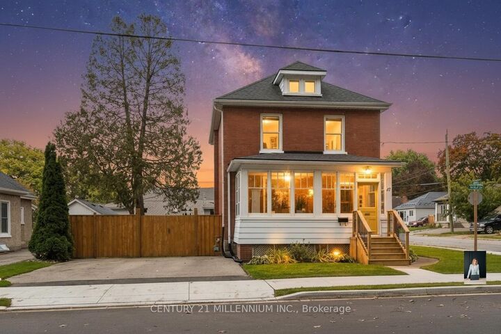 Photo de la propriété:  47 South Street  ON N1R 2N7 