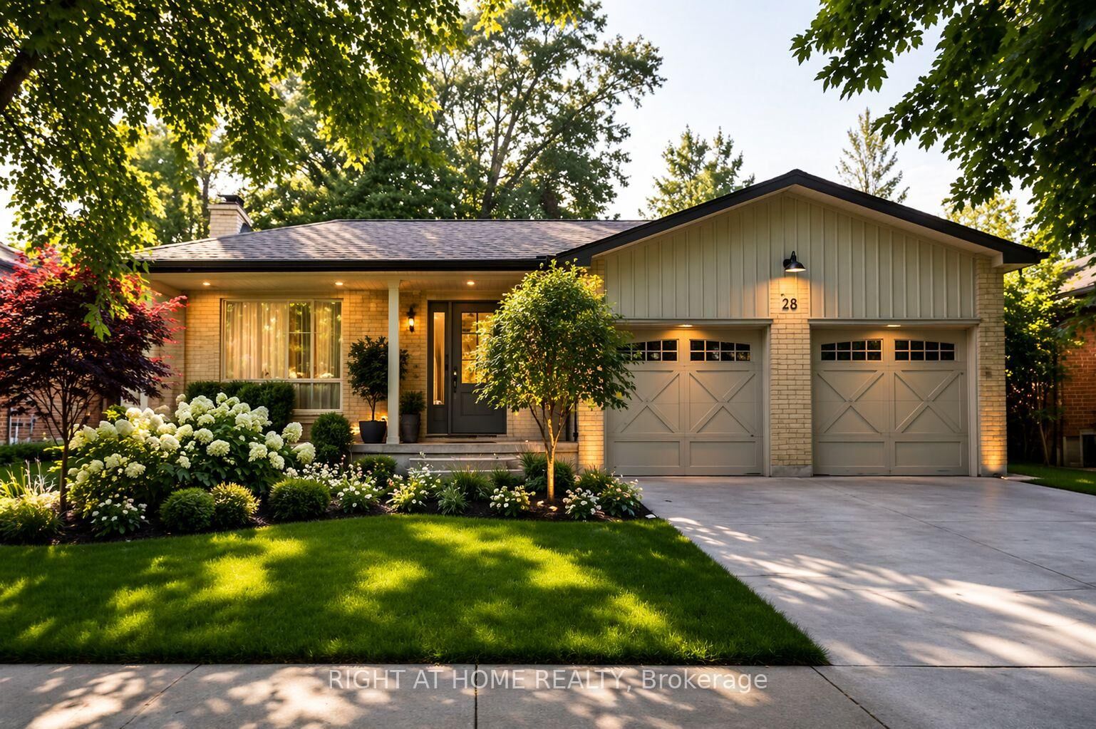 Property Photo:  15 Foursome Crescent  ON M2P 1W1 