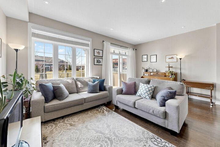 Property Photo: 6 Angela Street ON L3Z 0A2