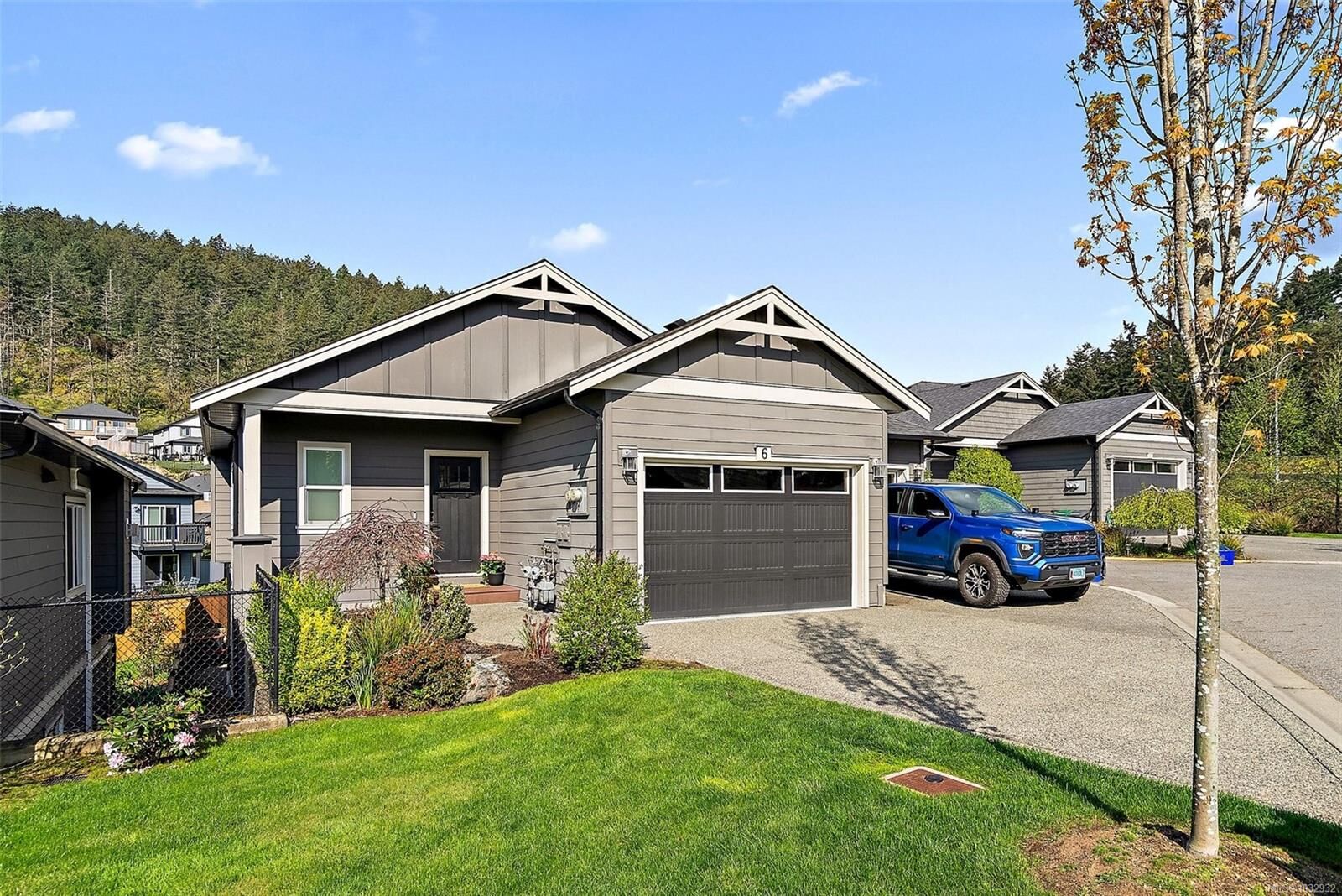 Property Photo:  6 Massey Pl  BC V9B 0S9 