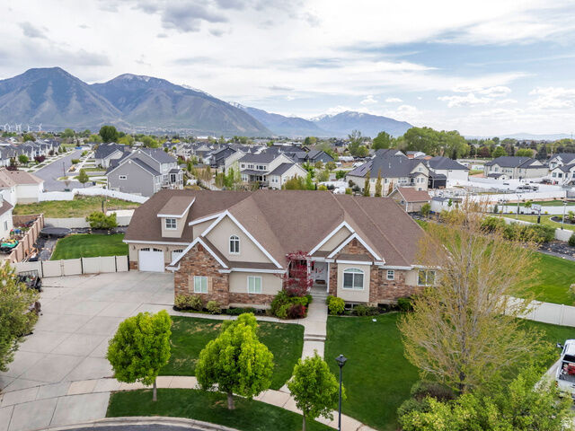 Property Photo:  1355 W 1000 S  UT 84664 