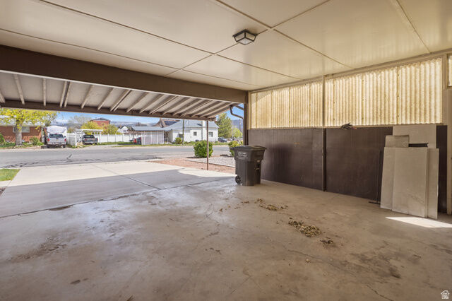 Property Photo:  333 N 300 E  UT 84701 