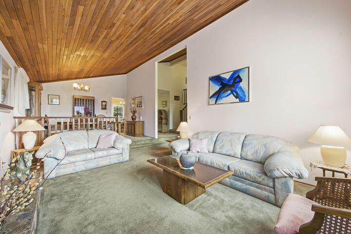 Property Photo: 1215 Cypress Place BC V3H 3Y7