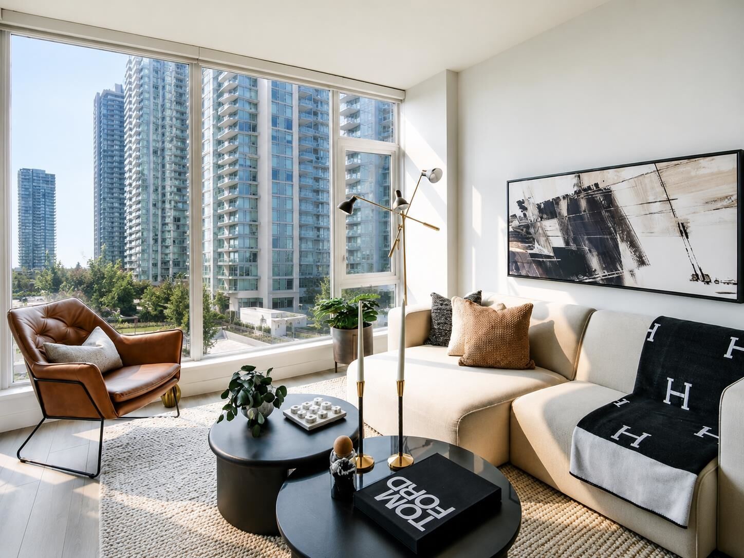 Property Photo: 4988 Bennett Street 305 BC V5H 0L1