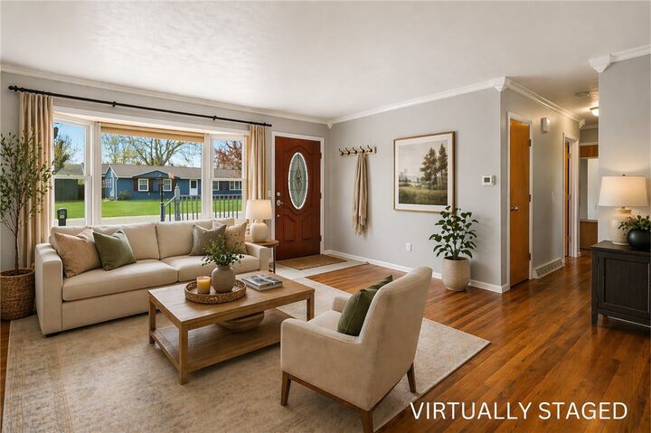 Property Photo:  813 Lamont Circle  NY 13045 