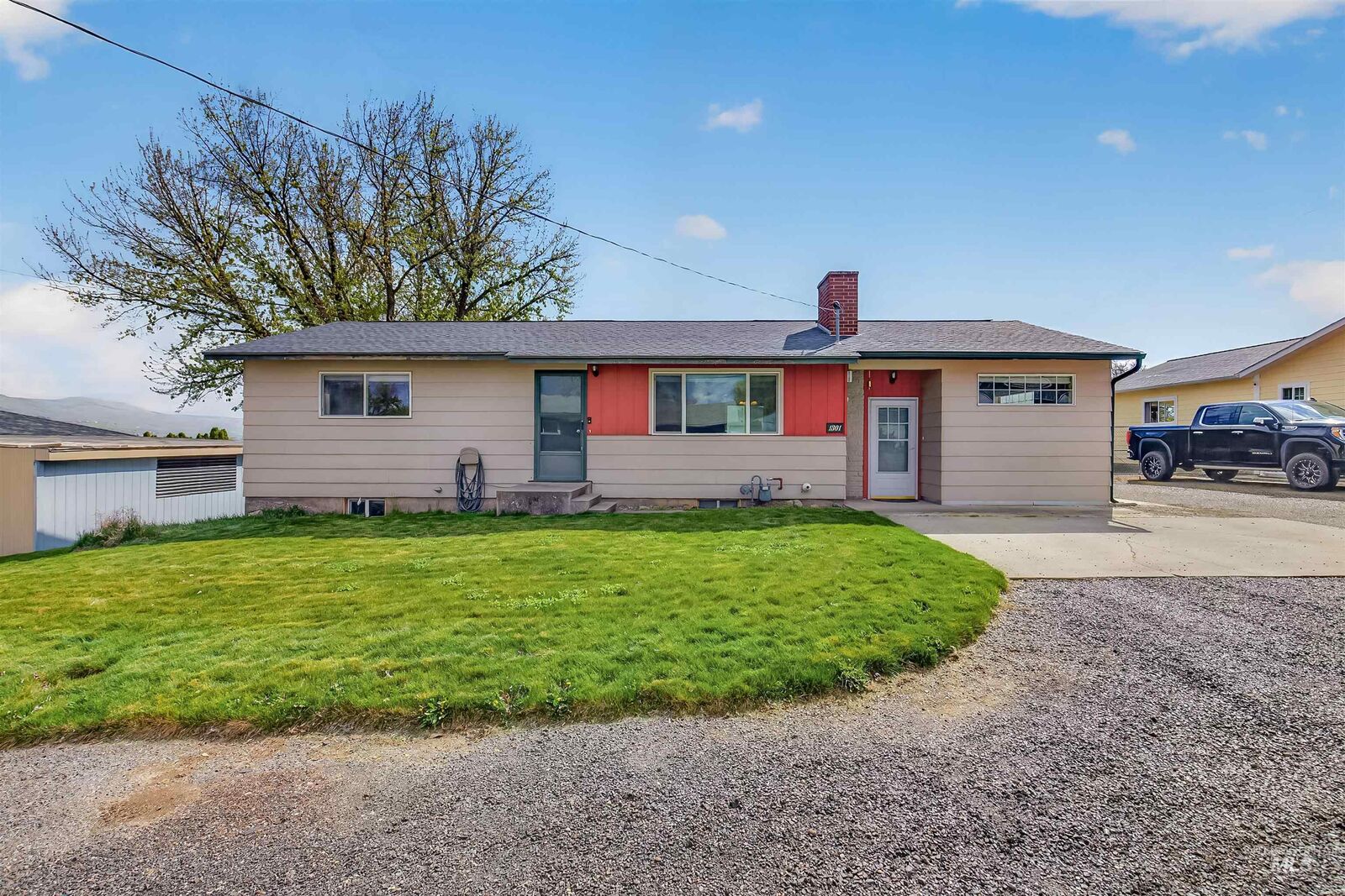 Property Photo: 1301 Boston Street WA 99403