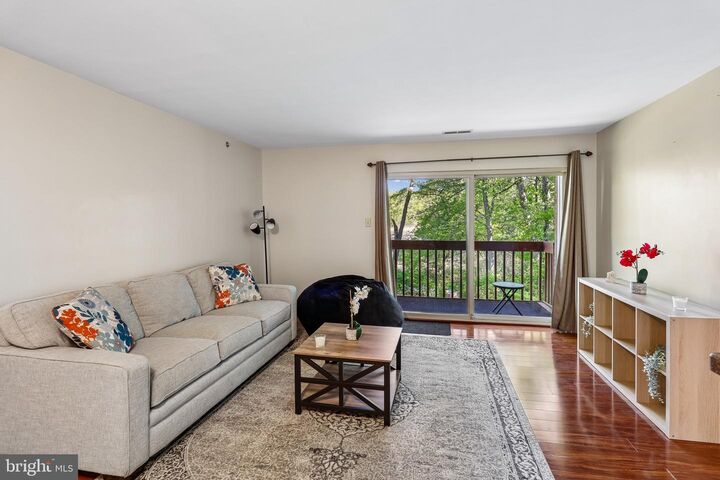 Property Photo:  4 Banyan Wood Court 203  MD 21221 