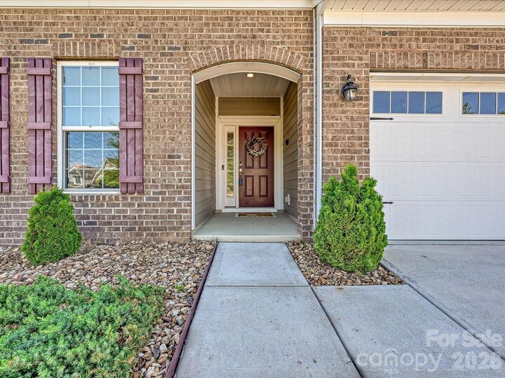 Property Photo: 304 Picasso Trail NC 28120