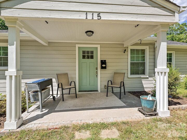 Property Photo:  115 N Gardner Avenue  NC 28216 