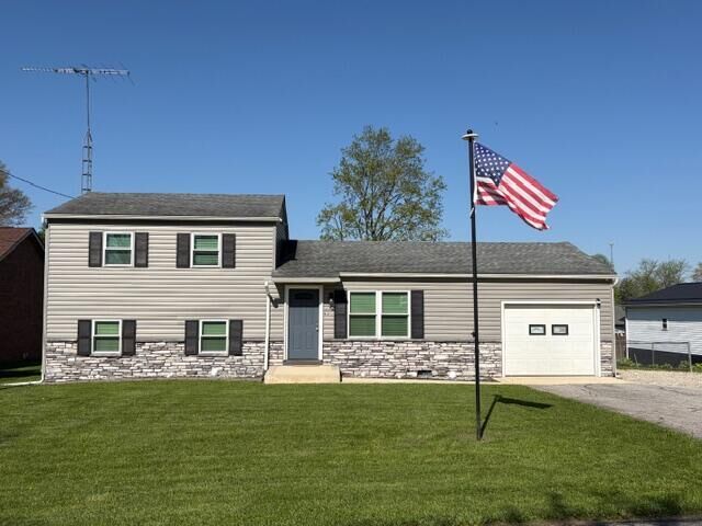 Property Photo:  437 N Delaware Street  OH 43338 