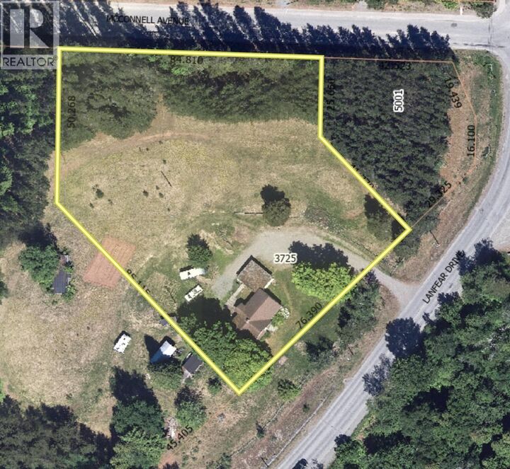 Property Photo:  3725 Lanfear Avenue  BC V8G 5H1 