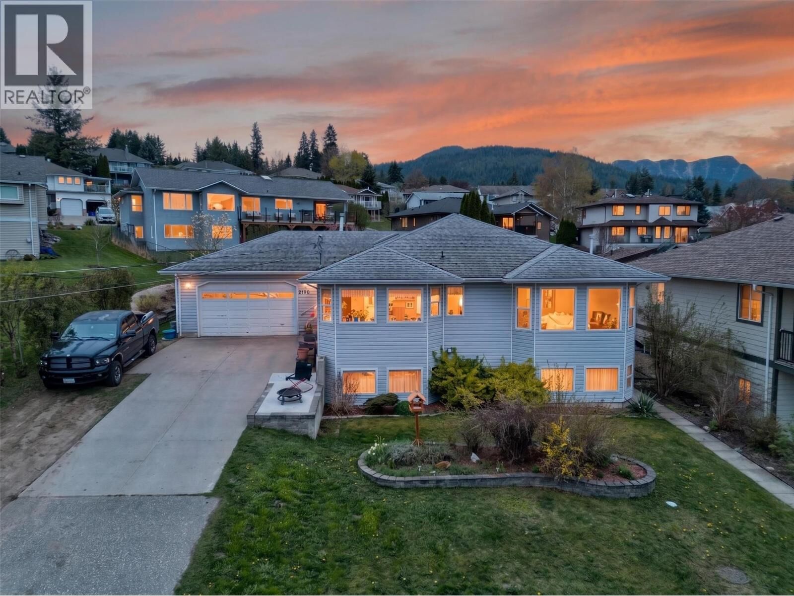 Property Photo: 2190 1st Avenue Southeast BC V1E 1K1