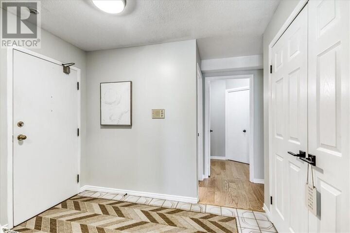 Property Photo:  2000 Regent Unit# 202  ON P3E 5T5 