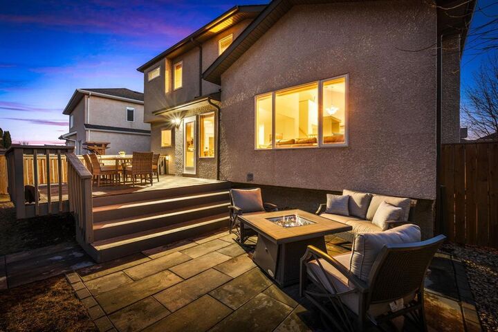 Photo de la propriété:  204 Baisinger Drive  MB R2N 4H7 