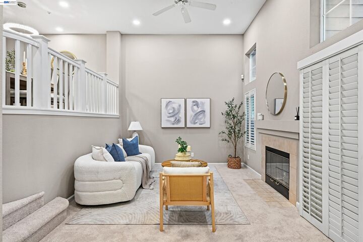 Property Photo:  4813 Boxwood Way 120  CA 94568 