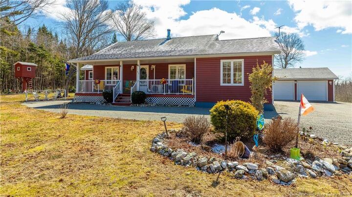 17 Stoney Brook Road — photo 1