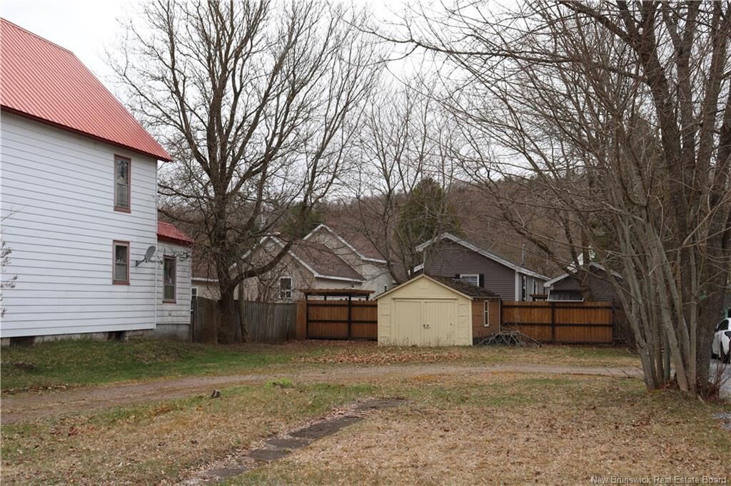 Property Photo: 172 Park Street NB E4E 1V3