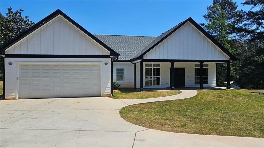 Property Photo:  413 Parks Mill Road  GA 30011 