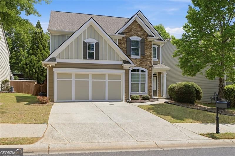 Property Photo: 5035 Stonehaven View GA 30040