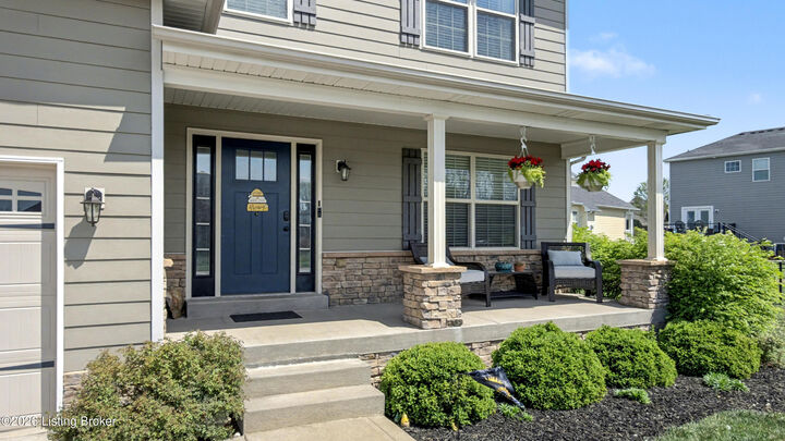 Property Photo:  126 Washington Commons Dr  KY 40047 