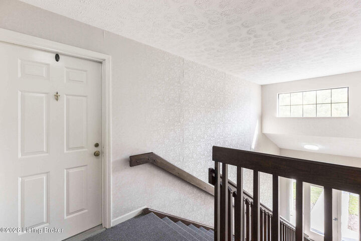 Property Photo:  410 Ethridge Ave 207  KY 40223 
