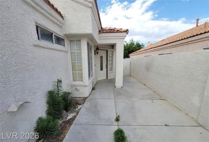 Property Photo:  9820 Cross Creek Way  NV 89117 