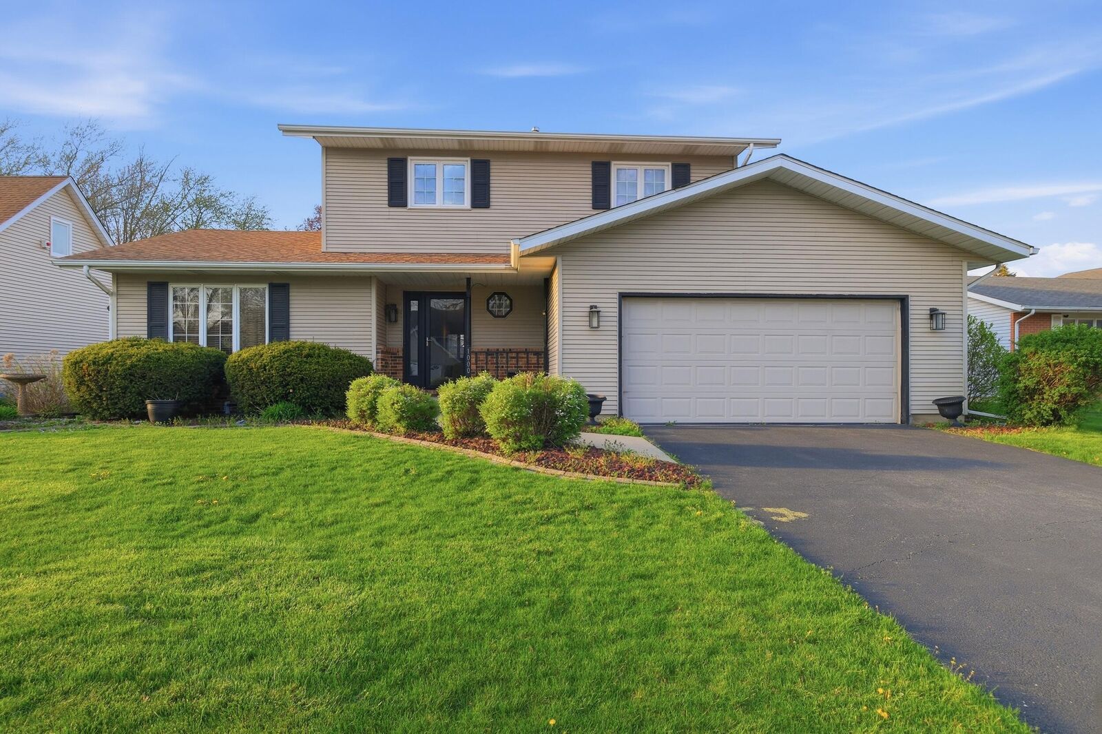 Property Photo:  1000 Brooke Lane  IN 46375 