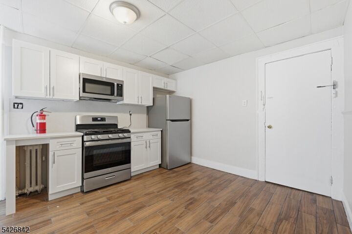 Property Photo:  68 Mill St 2  NJ 07109 