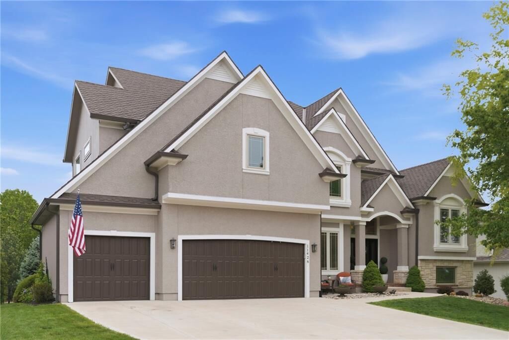 Property Photo:  11426 S Gander Street  KS 66061 