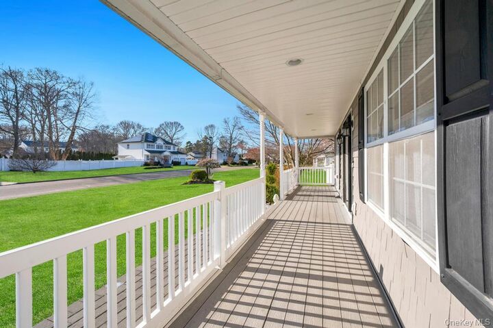 Property Photo:  29 Harwood Way  NY 11727 