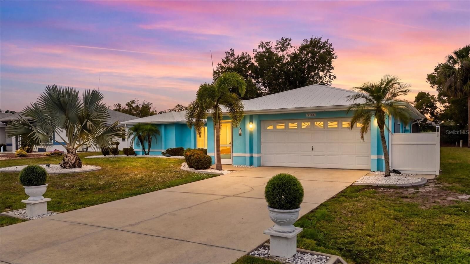 Property Photo: 2145 Nuremberg Boulevard FL 33983