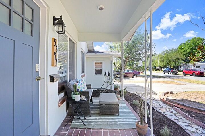 Property Photo: 5347 10th Street N FL 33703