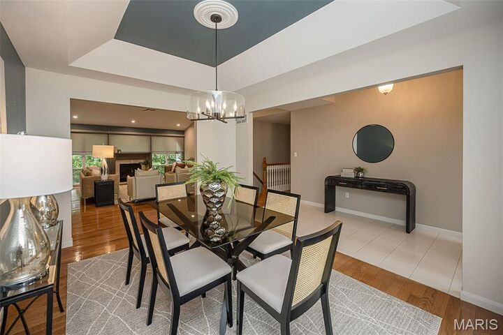 Property Photo:  2041 Avalon Ridge Circle  MO 63026 