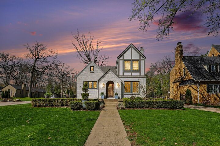 Property Photo:  415 Lakeside Drive SE  MI 49506 