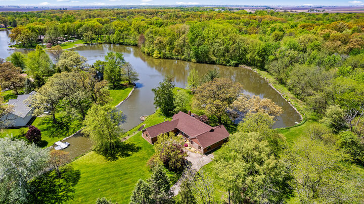 Property Photo:  3262 Greenwood Drive  IL 61840 