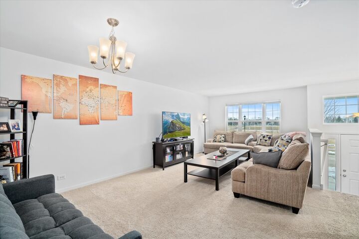 Property Photo:  1813 Spinnaker Street  IL 60140 