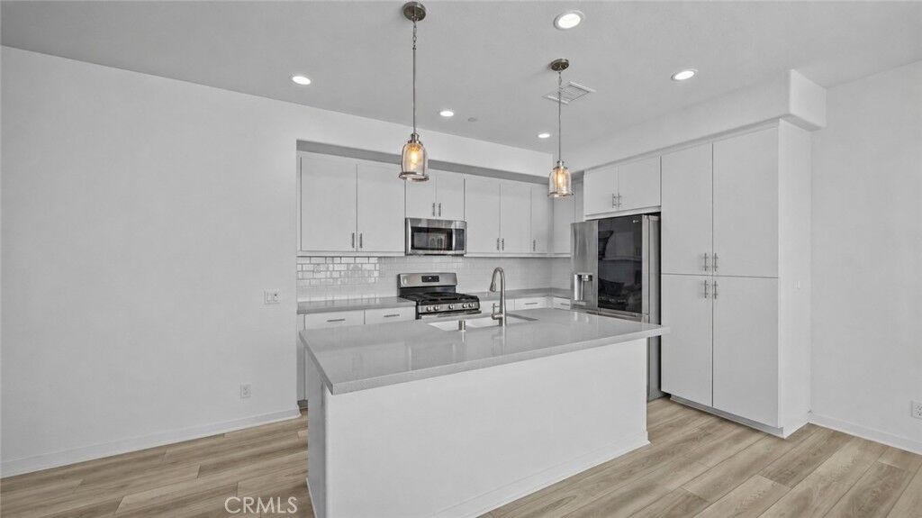 Property Photo:  16282 Meadowhouse Avenue  CA 91708 