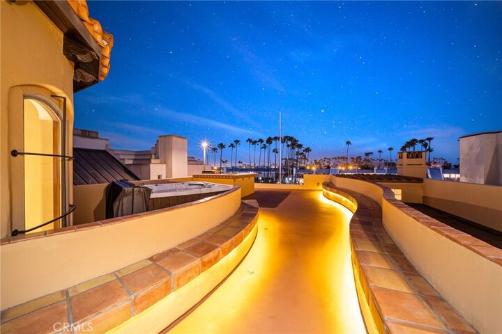 Property Photo:  6 Green Turtle  CA 92118 