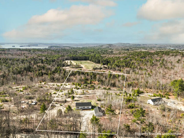 Property Photo:  236 Strickland Ferry Road  ME 04284 