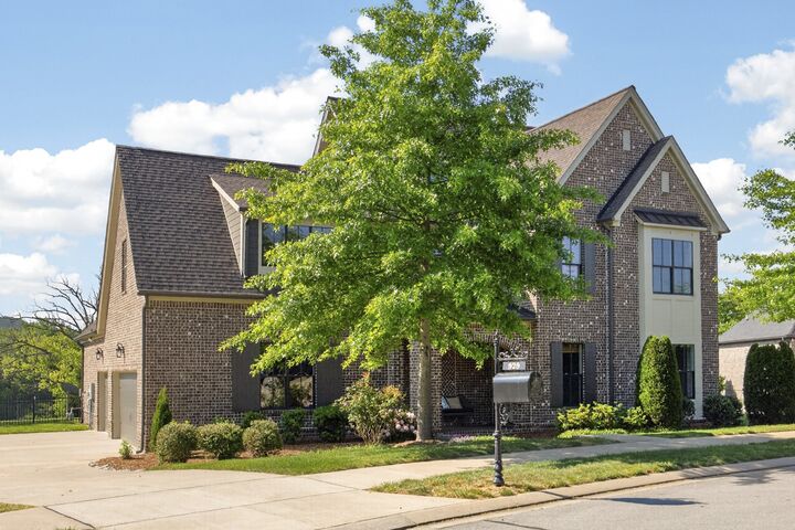 Property Photo:  929 Hornsby Dr  TN 37064 