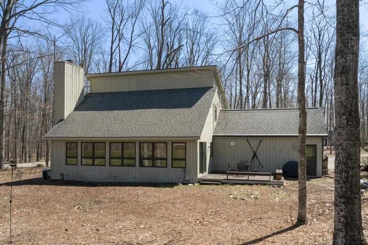 Property Photo: 2364 Pinecrest MI 49740