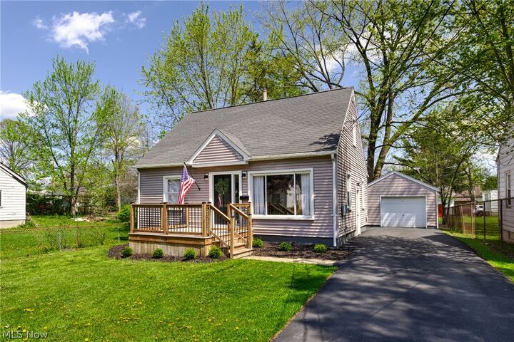 Property Photo:  1424 Clemmens Avenue NW  OH 44485 