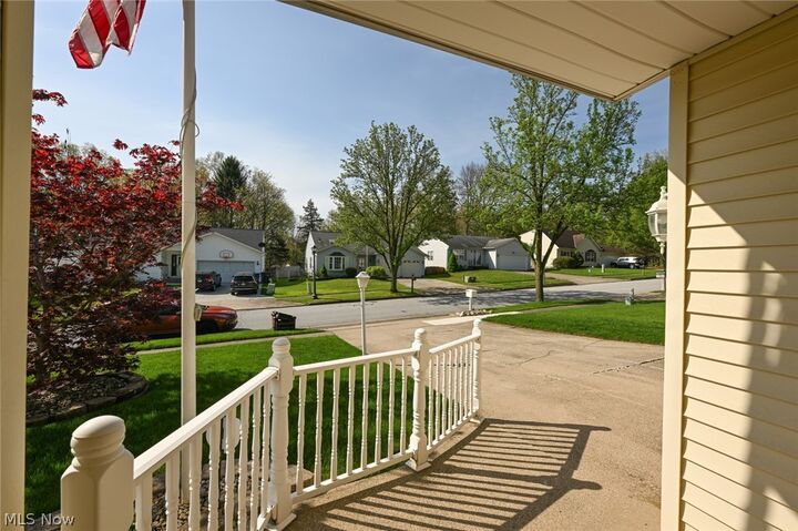 Property Photo:  923 Elizabeth Court  OH 44221 