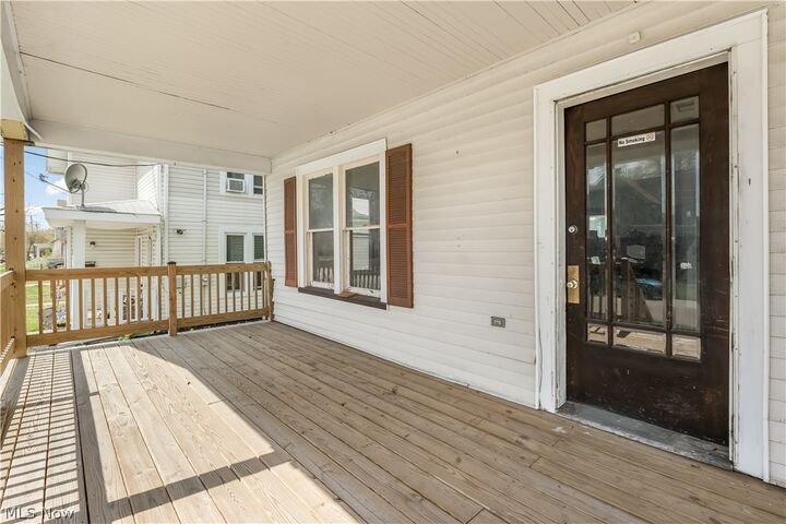 Property Photo:  1631 W 8th Street  OH 44004 