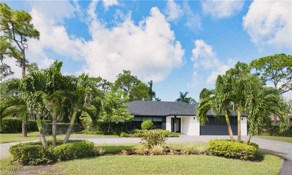 Property Photo:  1902 Princess Ct  FL 34110 