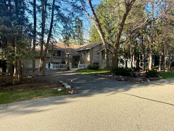 Property Photo:  7800 Somerset  MN 55125 