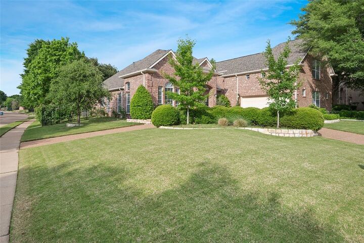 Property Photo:  2712 Cherry Sage Drive  TX 75022 
