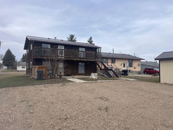 Property Photo: 305 2 Avenue AB T0J 0B0
