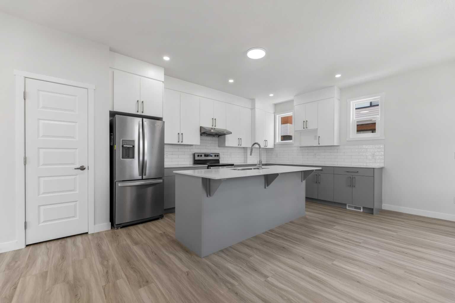 Property Photo: 90 Corner Meadows Manor NE 803 AB T3N 2N8